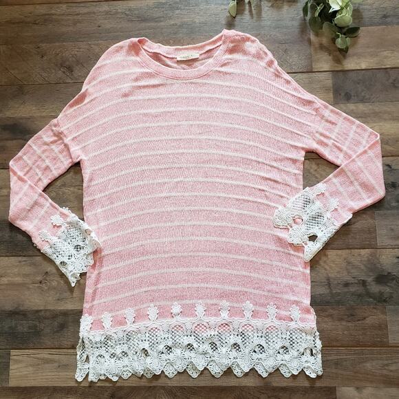 entro Sweaters - NWOT Drop Sleeve Oversized Lace Hem Tunic Sweater Small, Medium